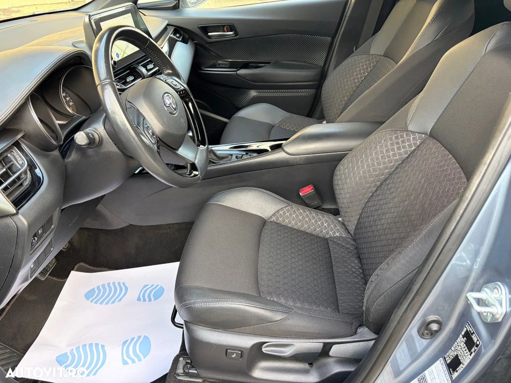 Toyota C-HR Business-Edition - 23