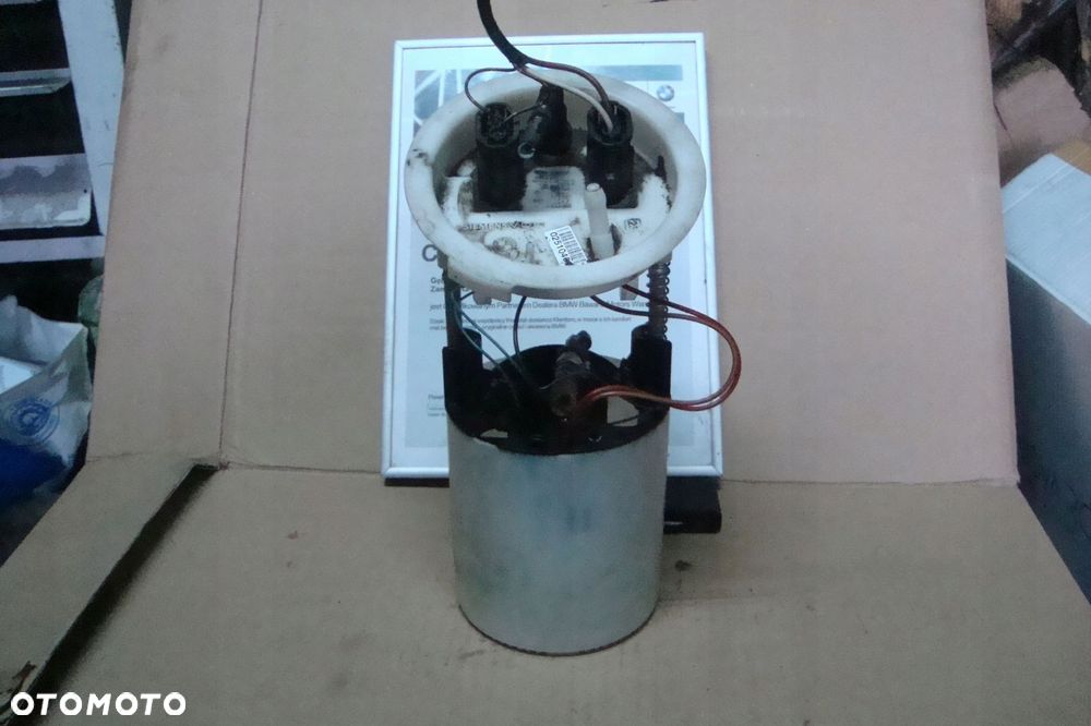Bmw E81 E87 E88 E82 E90 E91 E92 X1 E84 Pompka Pompa Paliwa Benzyna 6763850 - 1