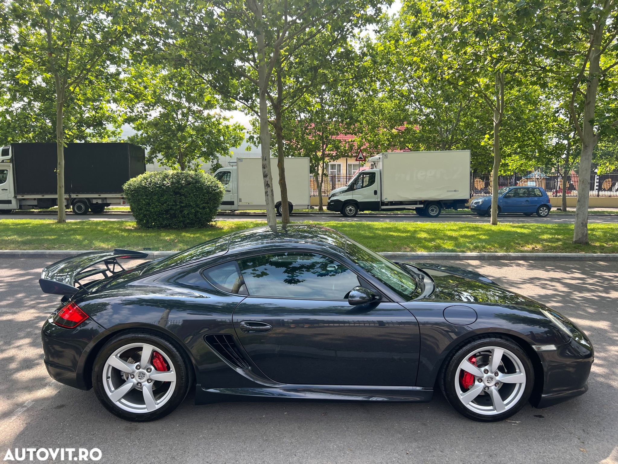 Porsche Cayman Standard - 2