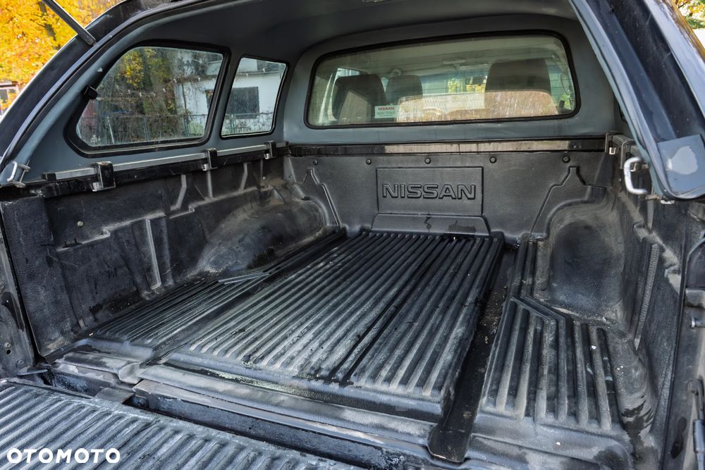 Nissan Navara 2.5 D R-Black - 20