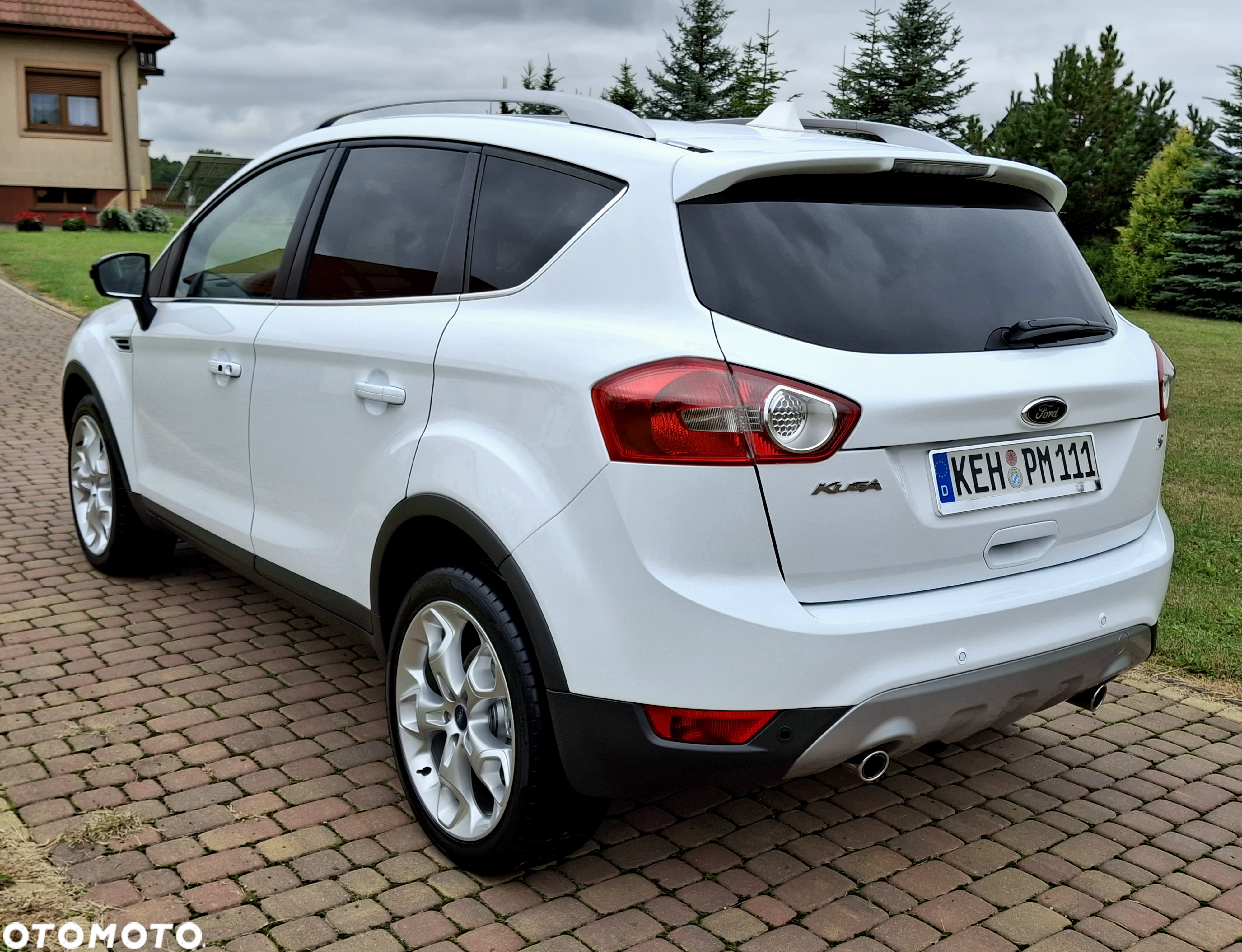 Ford Kuga ver-2-0-tdci-4wd-titanium-plus - 8