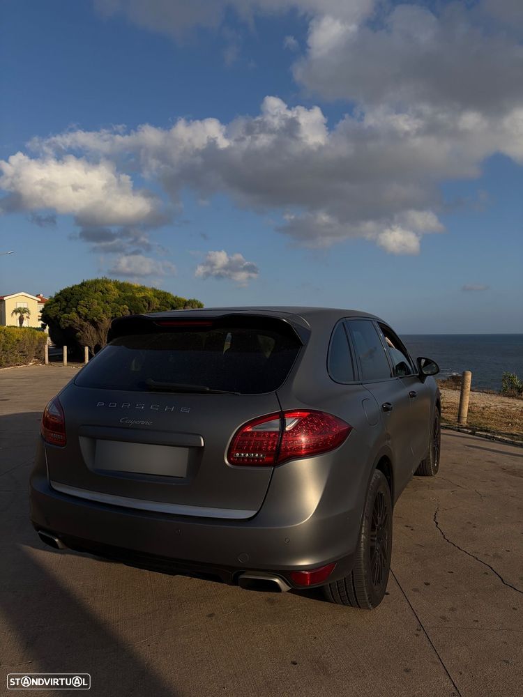 Porsche Cayenne S - 10