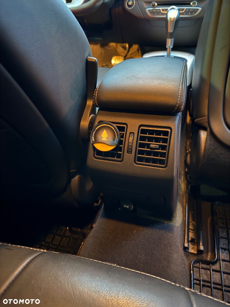 Renault Laguna 2.0 dCi Monaco GP ESM - 12