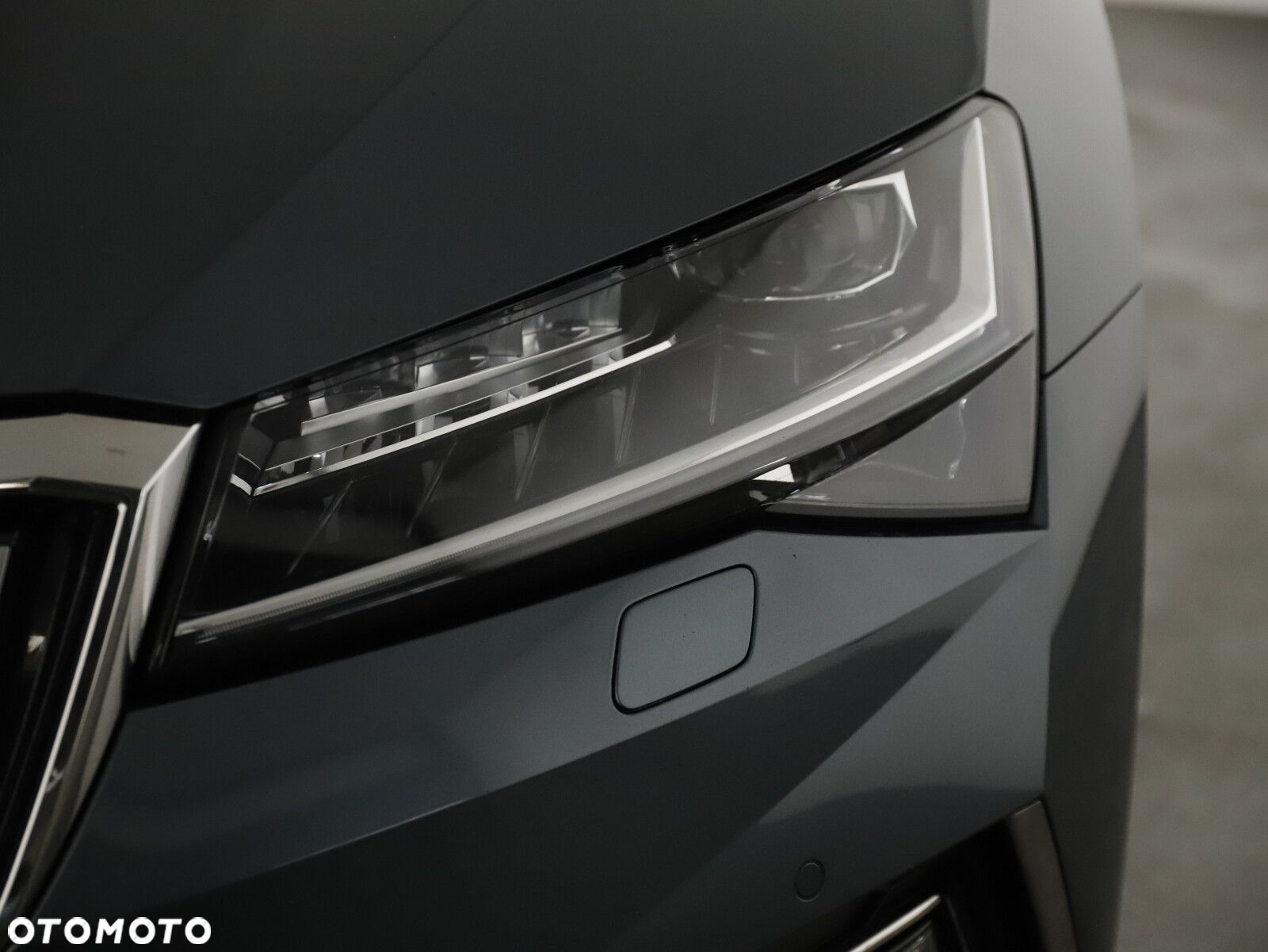 Skoda Superb 2.0 TDI SCR L&K DSG - 30