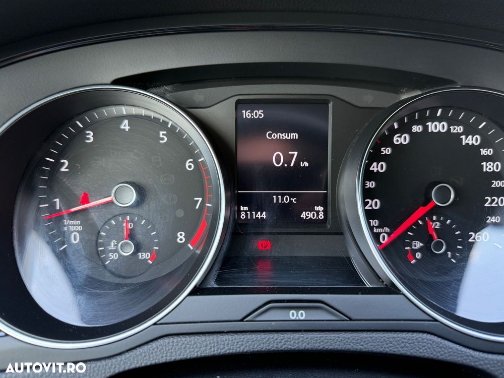 Volkswagen Passat 1.4 TSI Trendline - 11