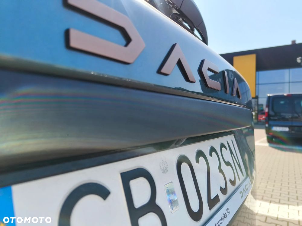 Dacia Duster 1.6 Full Hybrid 140 Extreme MMT - 7