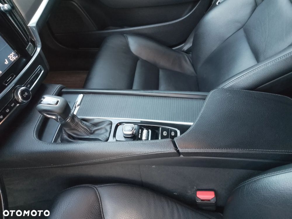 Volvo V90 T5 Geartronic Momentum - 18