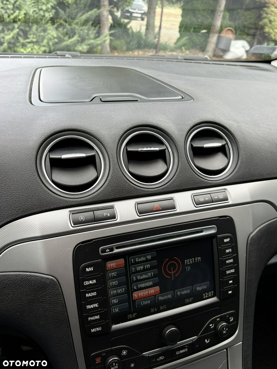 Ford S-Max - 25