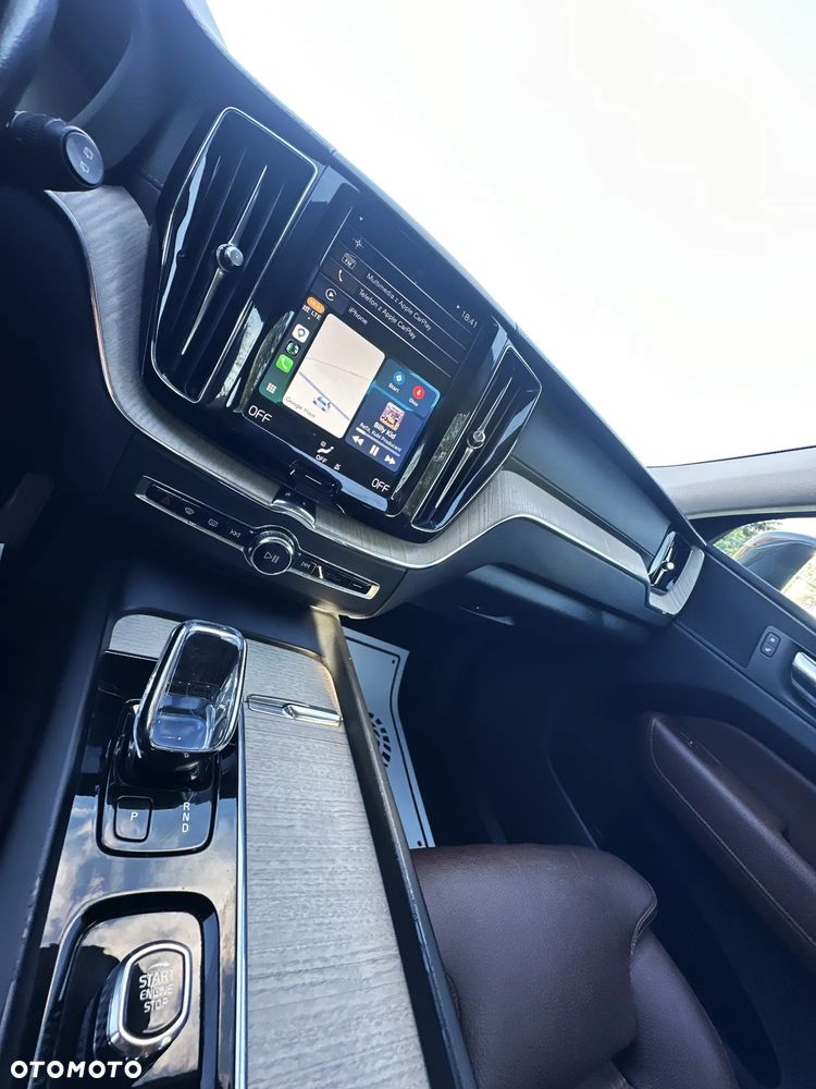 Volvo XC 60 B4 D AWD Geartronic Inscription - 27