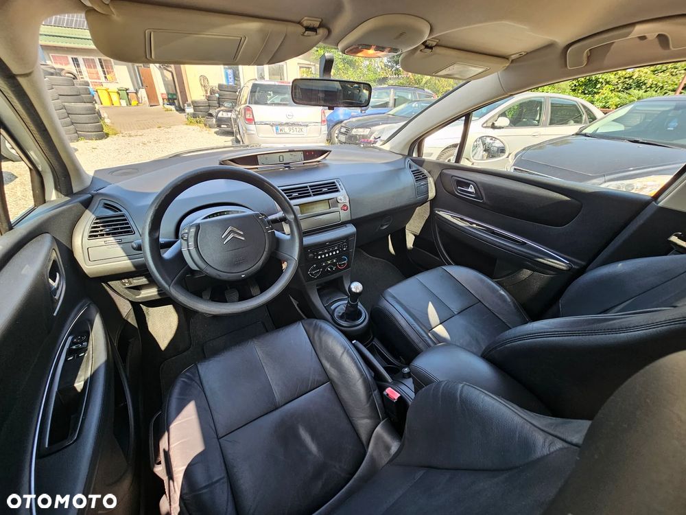 Citroën C4 1.6 HDi Advance - 11