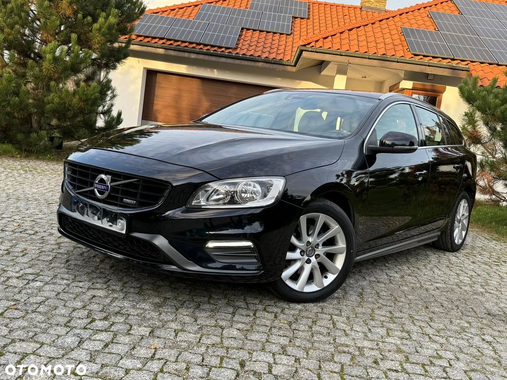Volvo V60 D4 Geartronic Summum - 1