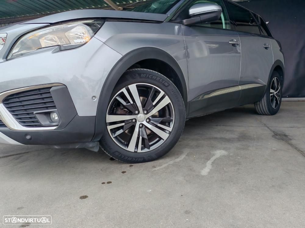 Peugeot 5008 BlueHDI 130 EAT8 Allure - 21