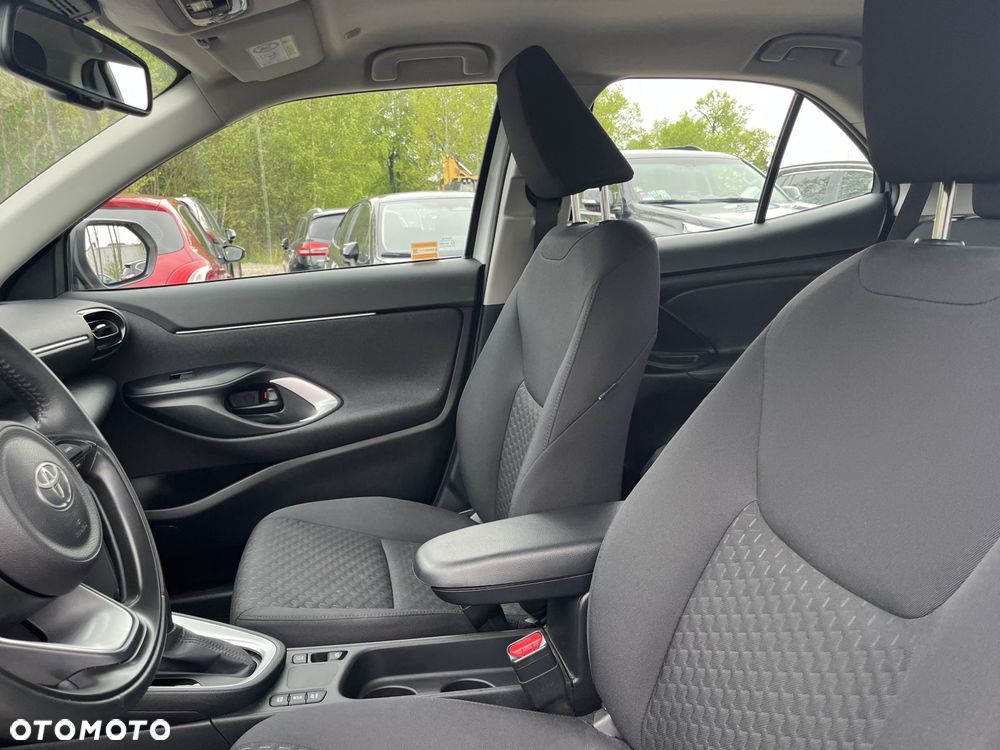 Toyota Yaris Cross Hybrid 1.5 Comfort - 16