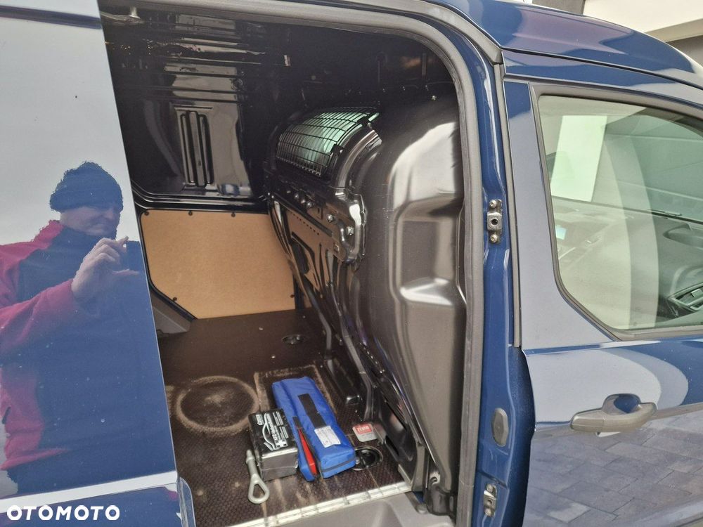 Ford Transit Connect - 10