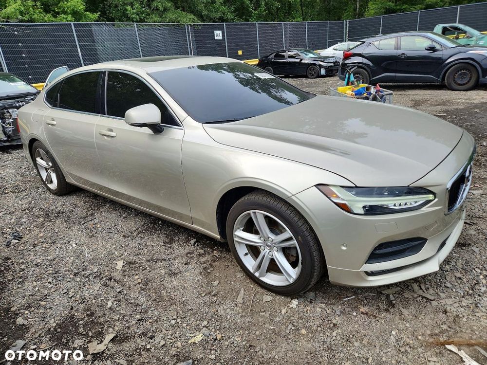 Volvo S90 T5 Momentum - 5