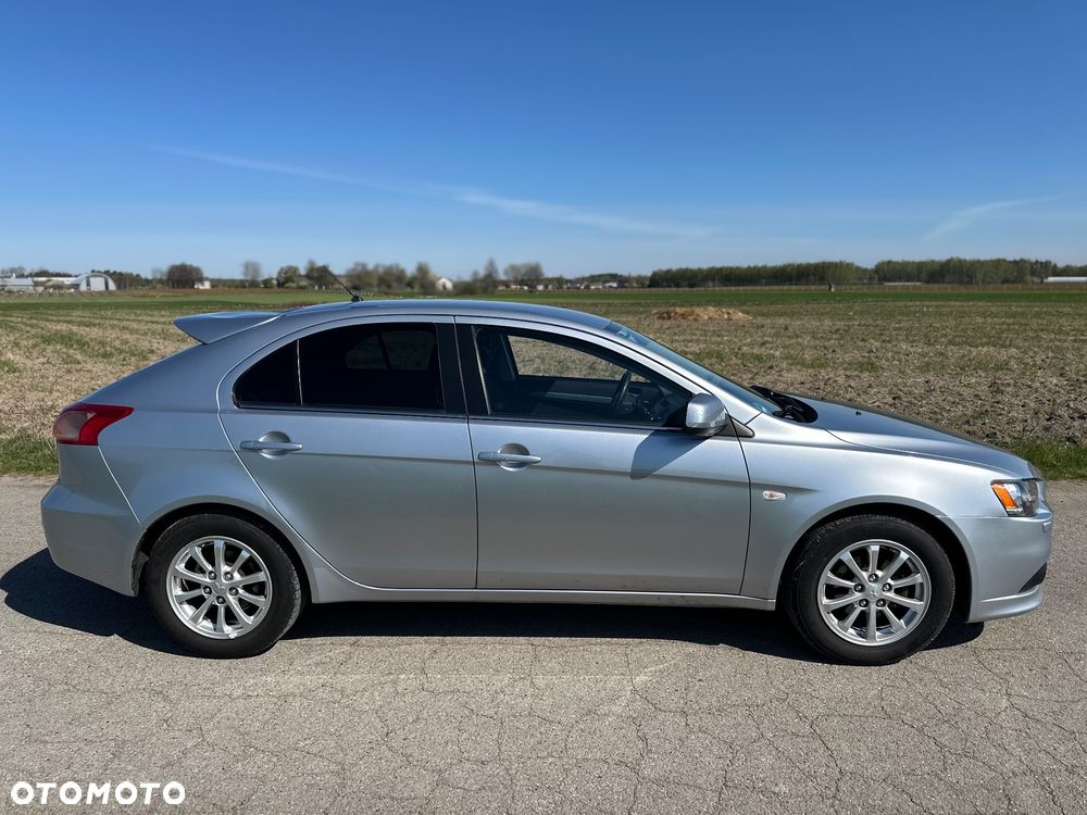 Mitsubishi Lancer - 24