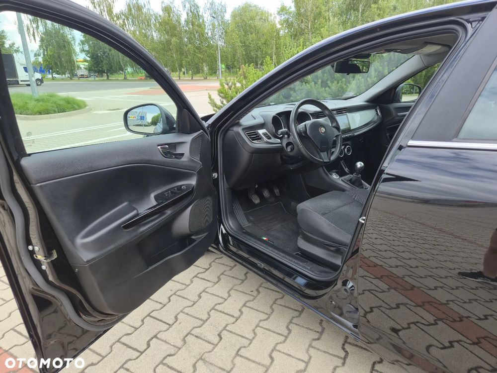 Alfa Romeo Giulietta 1.4 TB Distinctive - 15