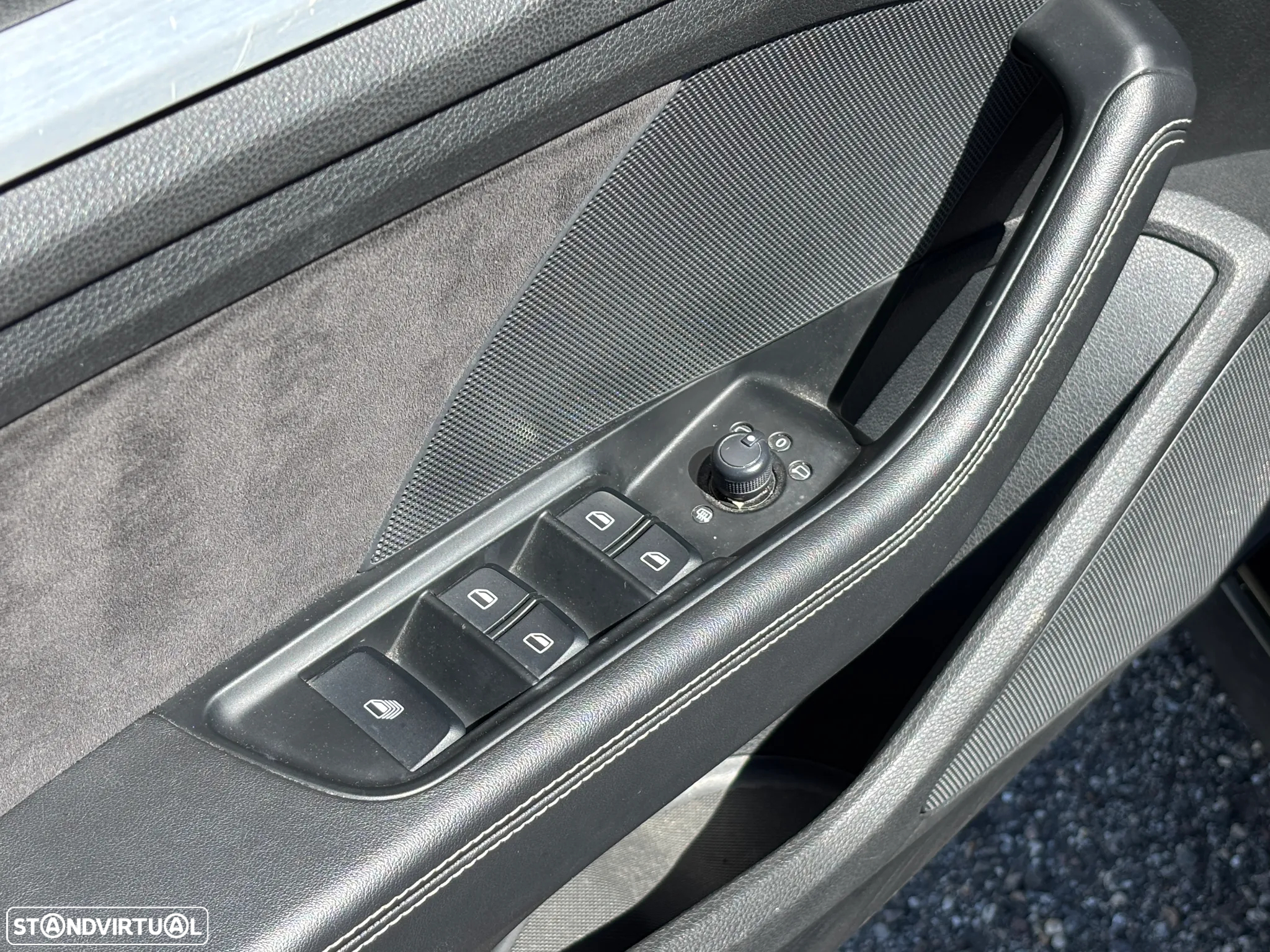 Audi A3 Cabrio 2.0 TDi S-line - 24