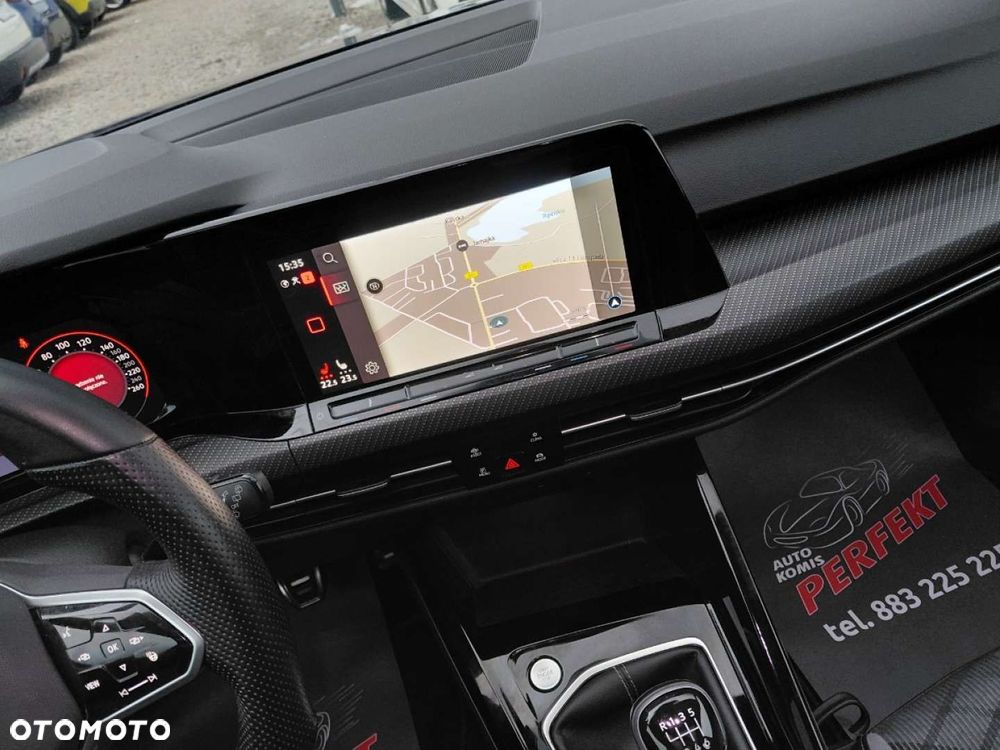 Volkswagen Golf Variant - 24