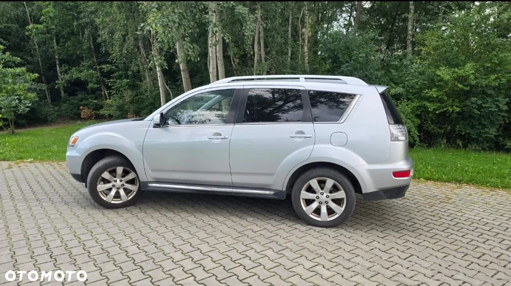 Mitsubishi Outlander 2.0 DI-D 4WD Inform - 9
