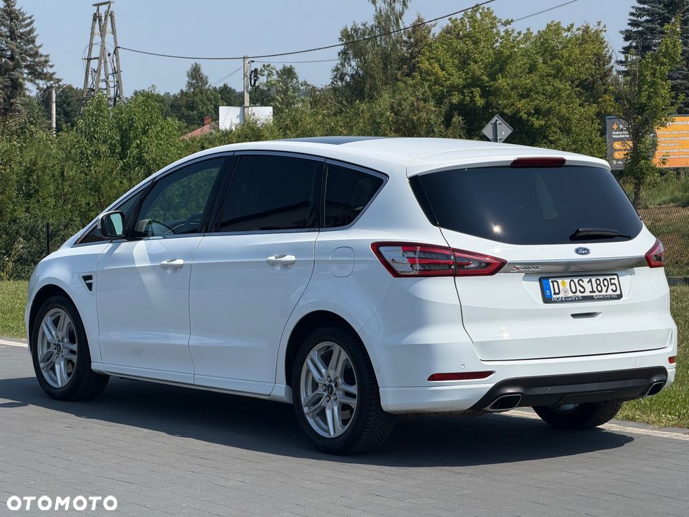 Ford S-Max 2.0 TDCi Titanium - 11