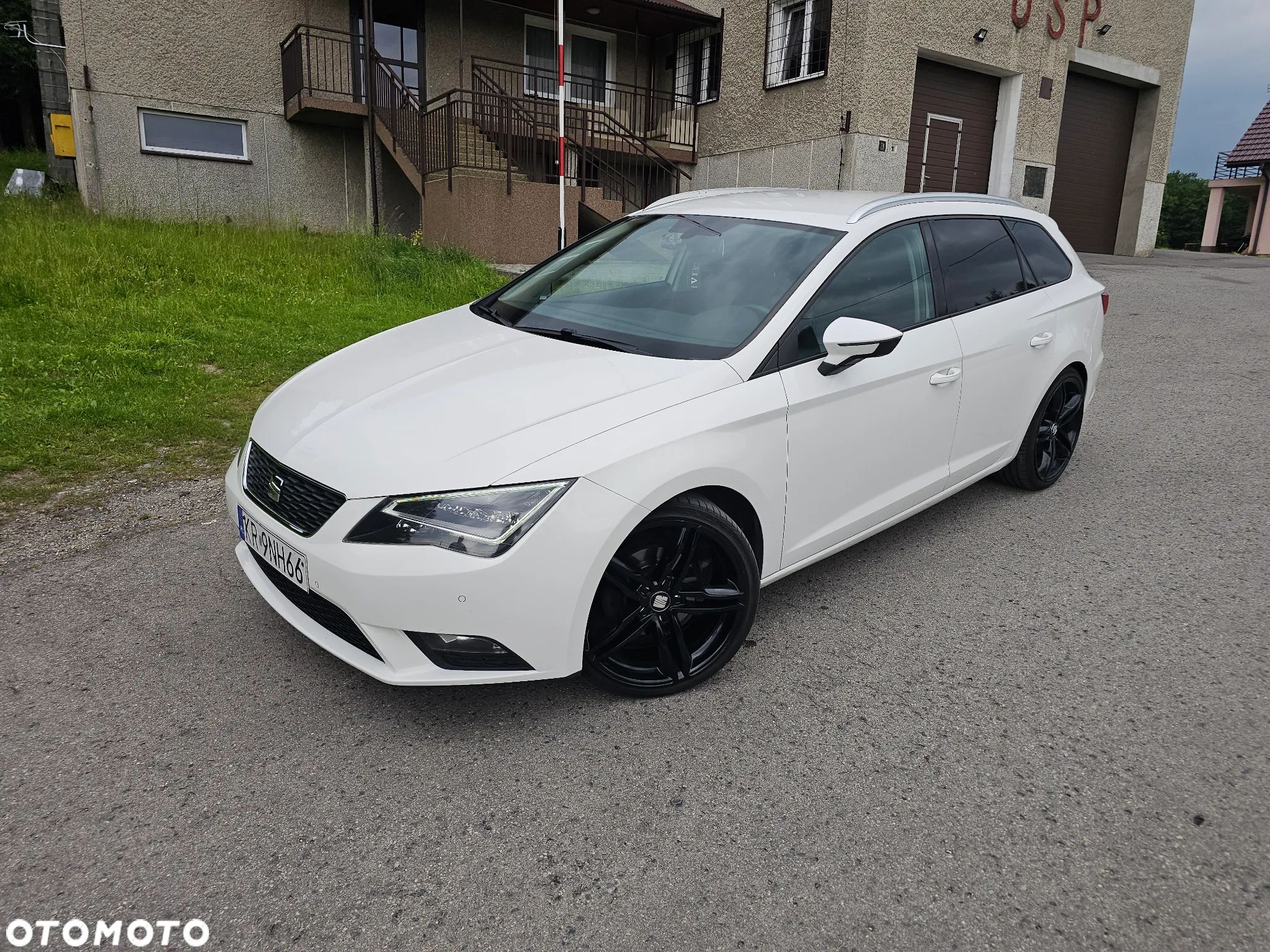 Seat Leon 1.6 TDI Ecomotive Style S&S - 1