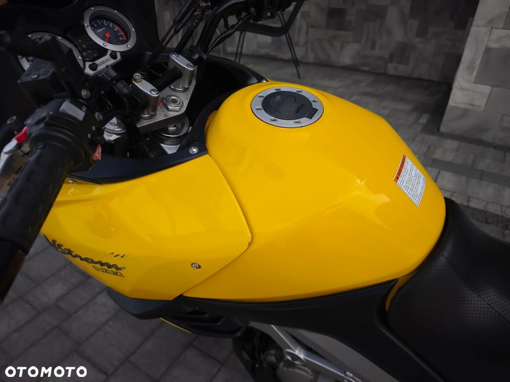 Suzuki DL - 17