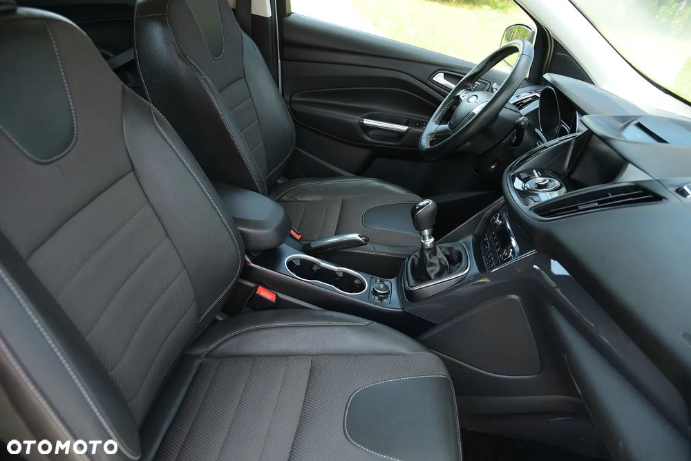 Ford Kuga 2.0 TDCi 4x4 Business Edition - 21