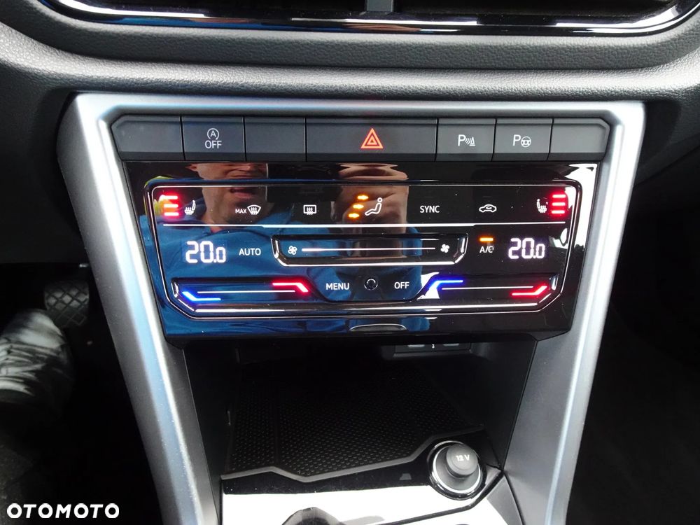 Volkswagen T-Roc 1.5 TSI Life - 34
