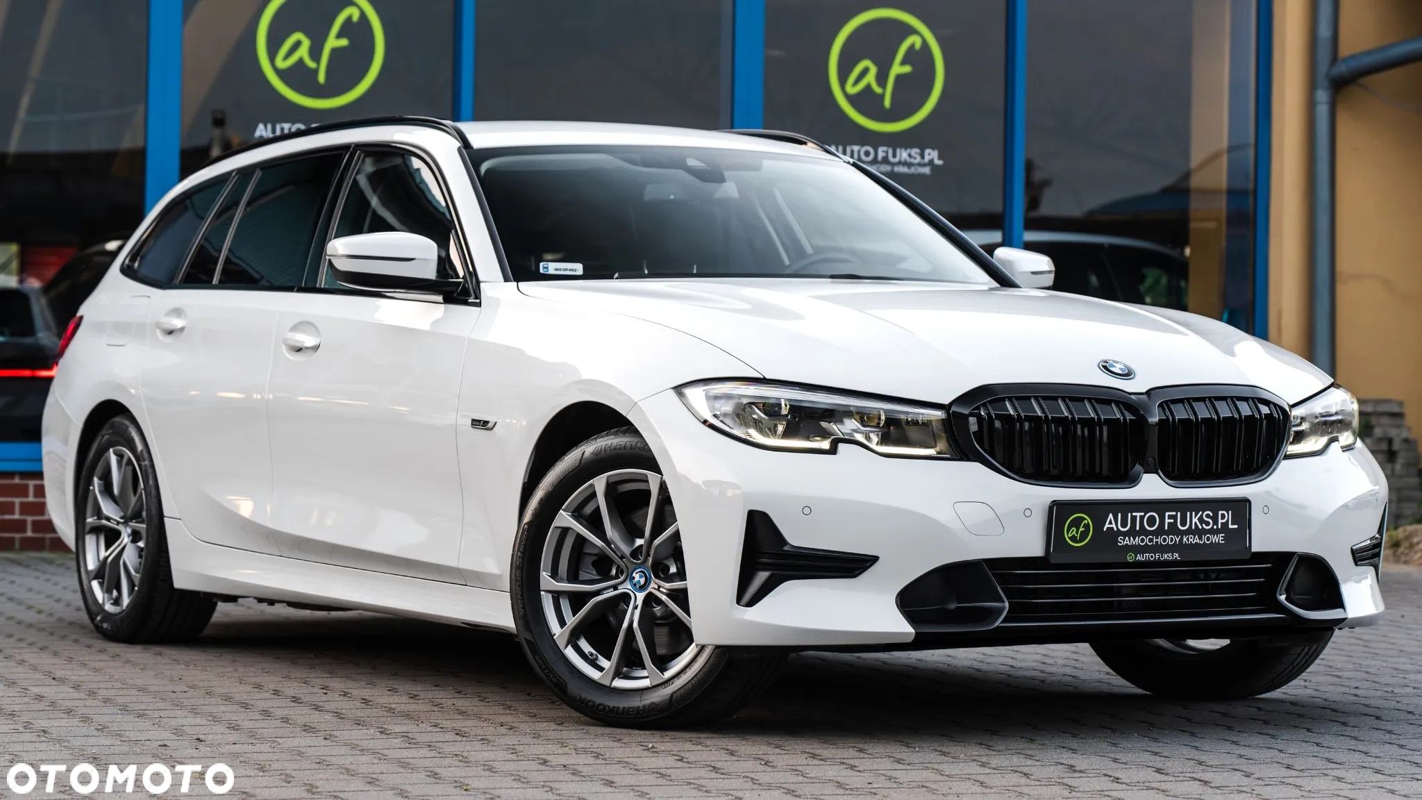 BMW Seria 3 320e xDrive Sport Line - 2