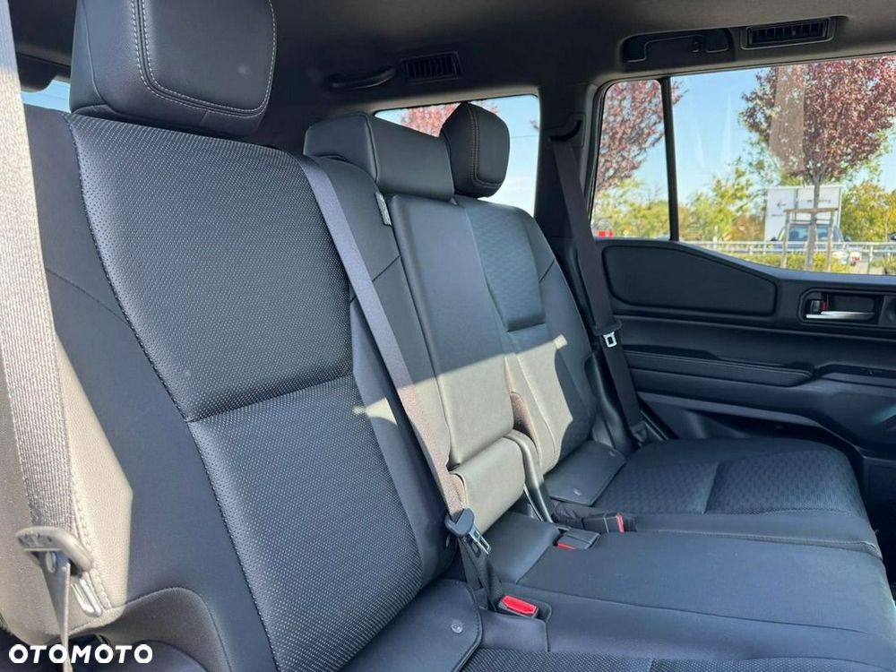 Toyota Land Cruiser - 15