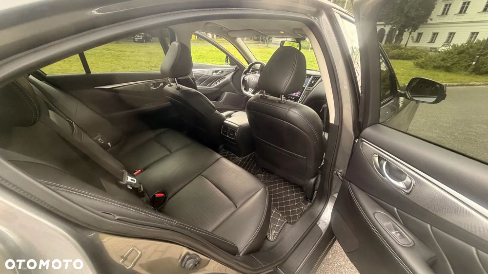 Infiniti Q50 2.0t Sport Tech - 33