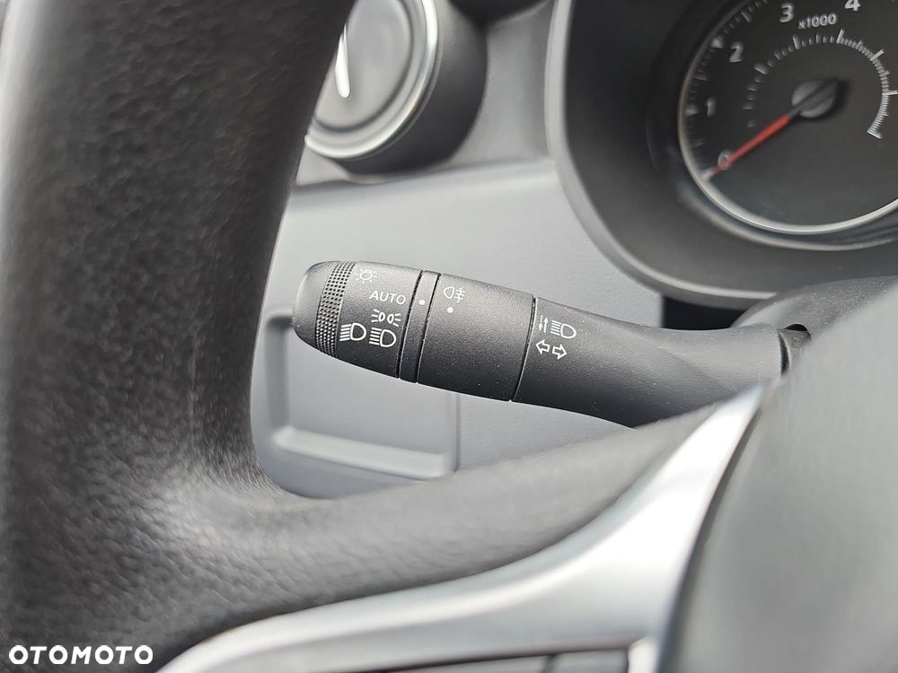 Dacia Duster 1.6 SCe Essential - 20