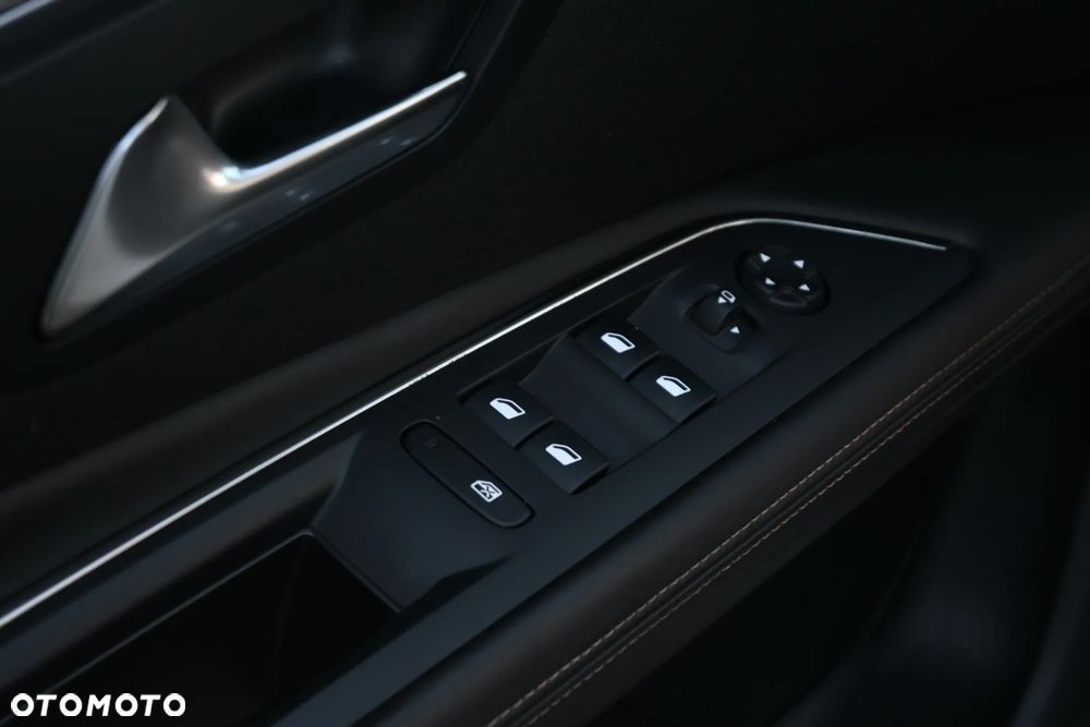 Peugeot 3008 BlueHDi 180 Stop & Start EAT6 GT - 28