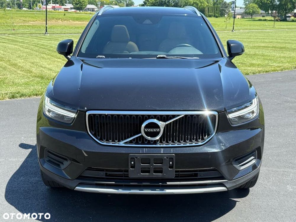 Volvo XC 40 T5 AWD R-Design - 3