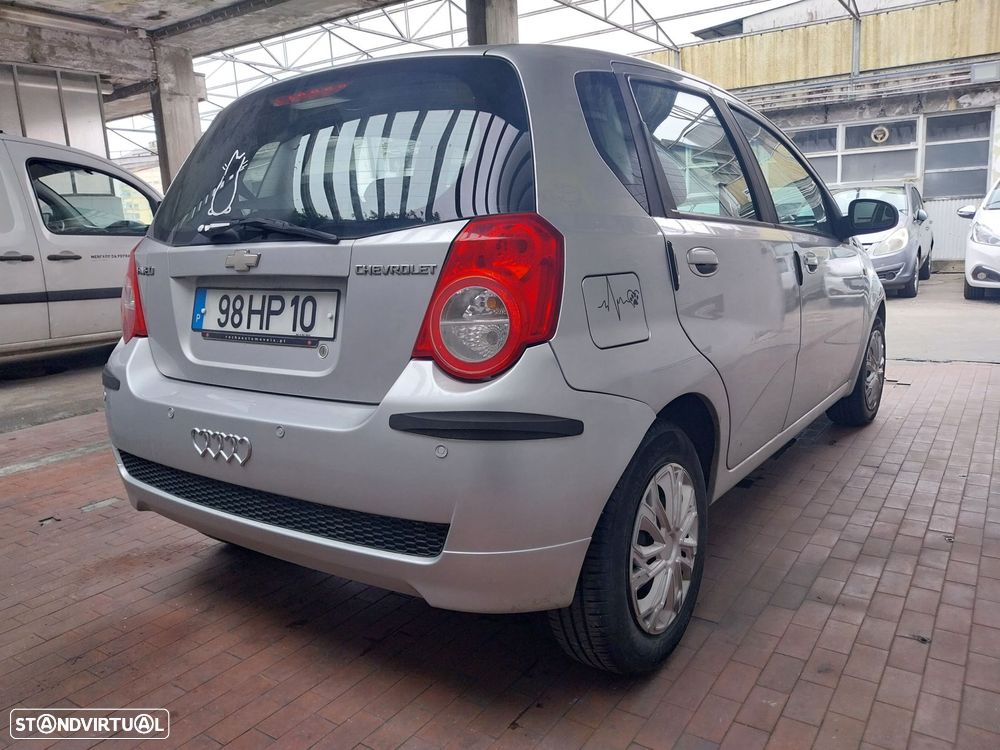 Chevrolet Aveo 1.2 L - 10