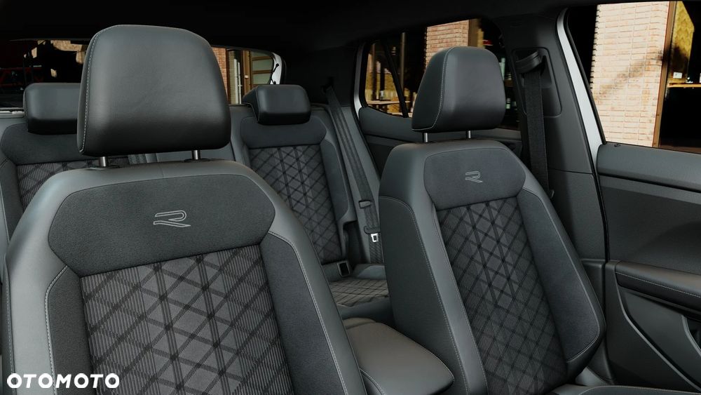 Volkswagen T-Cross 1.0 TSI R-Line Plus DSG - 13