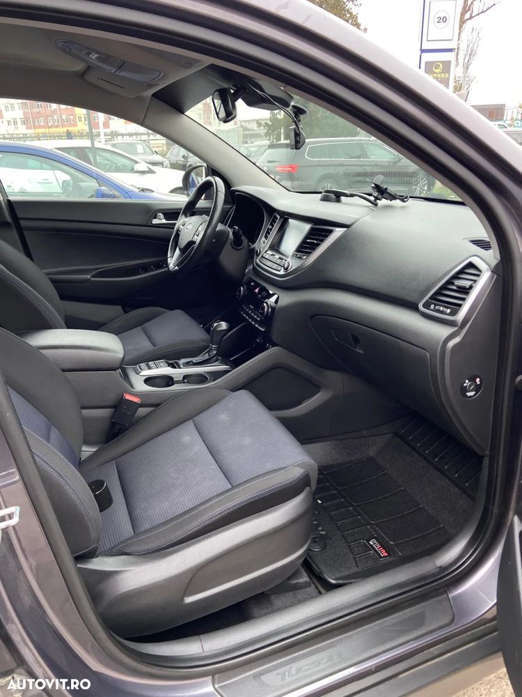 Hyundai Tucson - 24