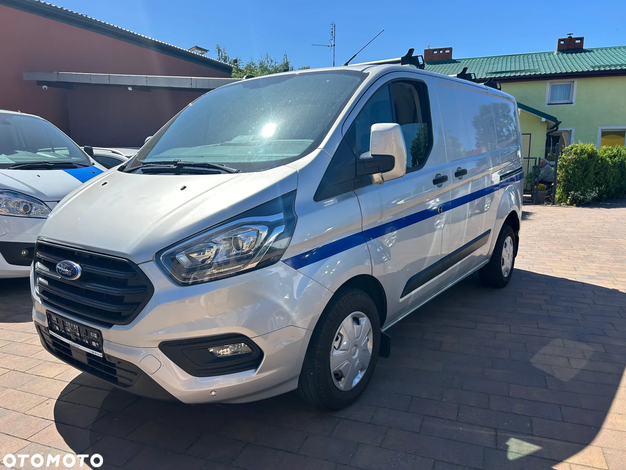 Ford Custom - 5