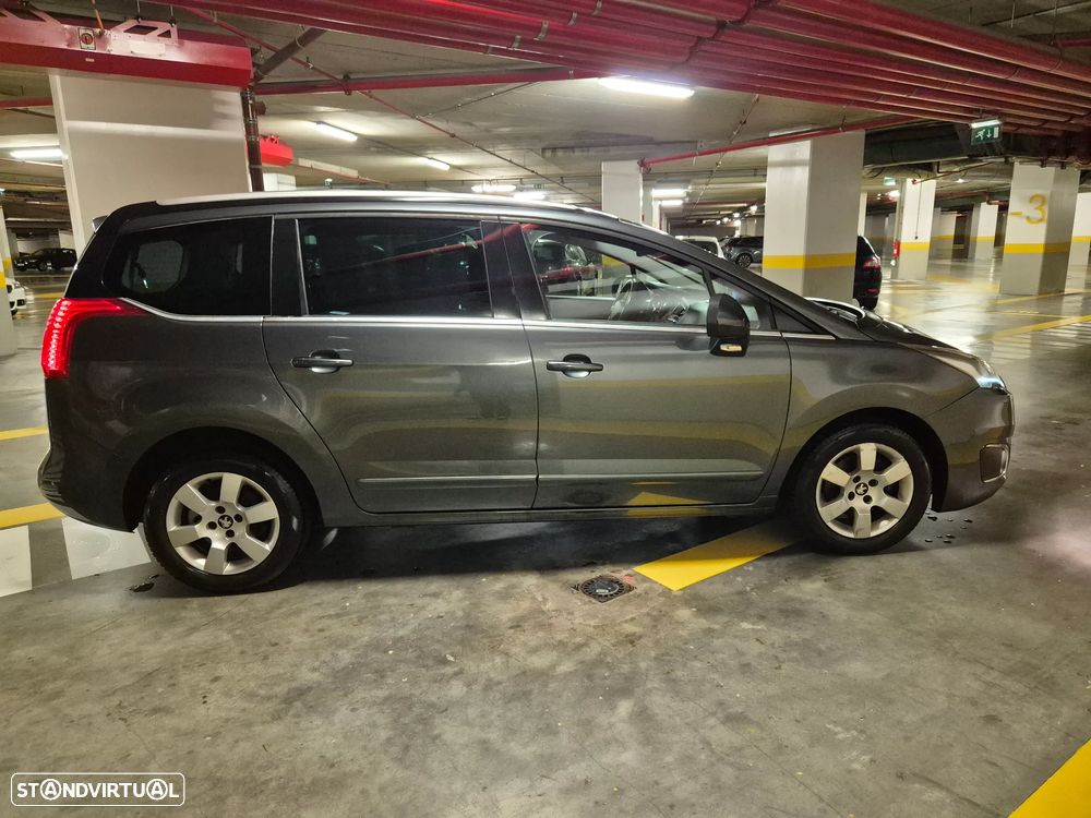 Peugeot 5008 1.6 E-HDi Allure 2-Tronic - 9