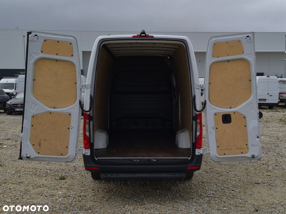 Mercedes-Benz Sprinter 317 CDI KA OM654 długi - 12