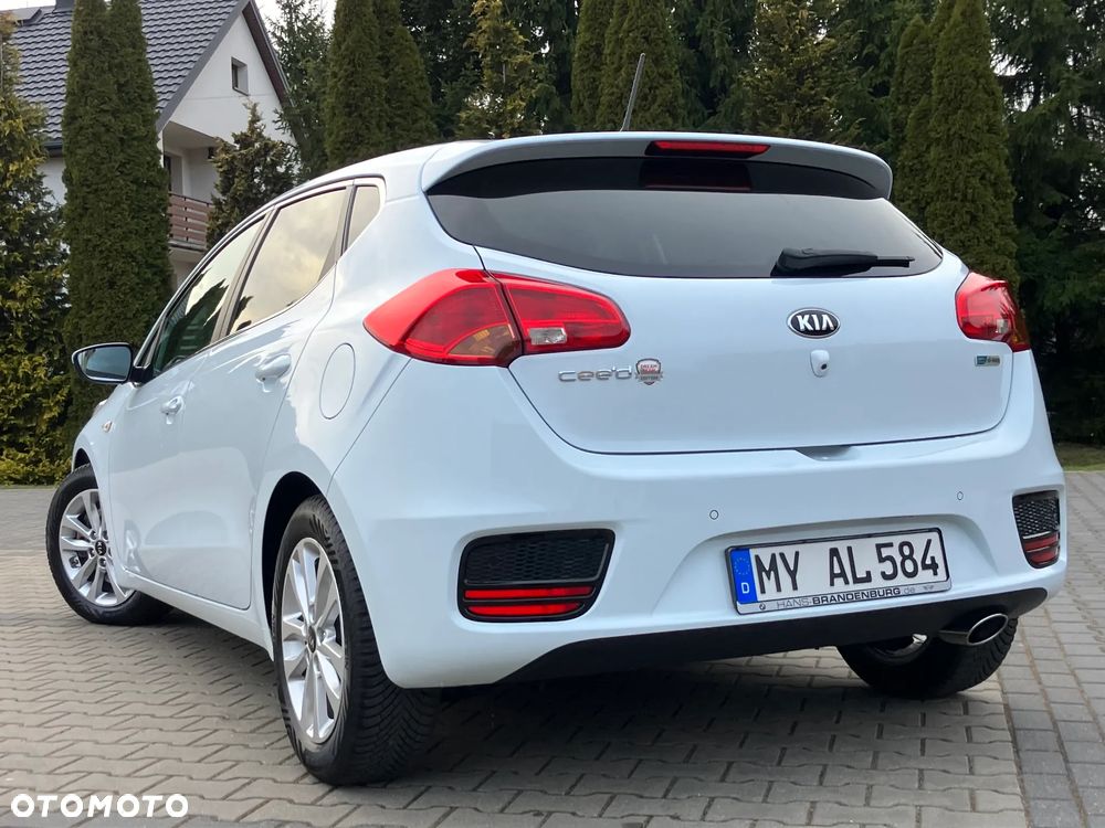 Kia Ceed 1.6 CRDi GT Line - 8