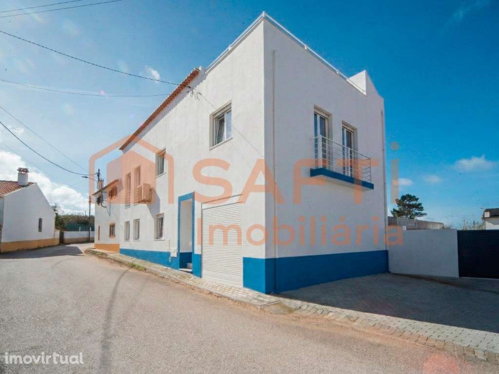 MORADIA T4 COM TERRAÇO JUNTO Á PRAIA - Grande imagem: 3/34