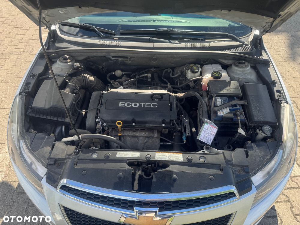 Chevrolet Cruze 1.6 LS - 24
