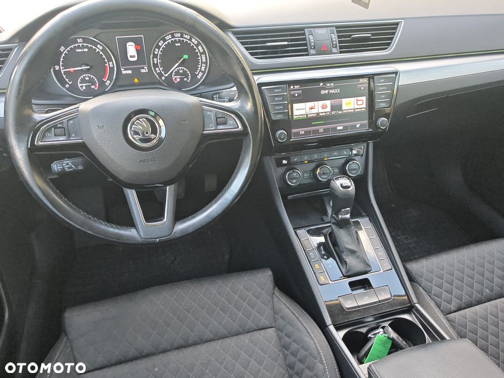 Skoda Superb 2.0 TDI 4x4 DSG Style - 13