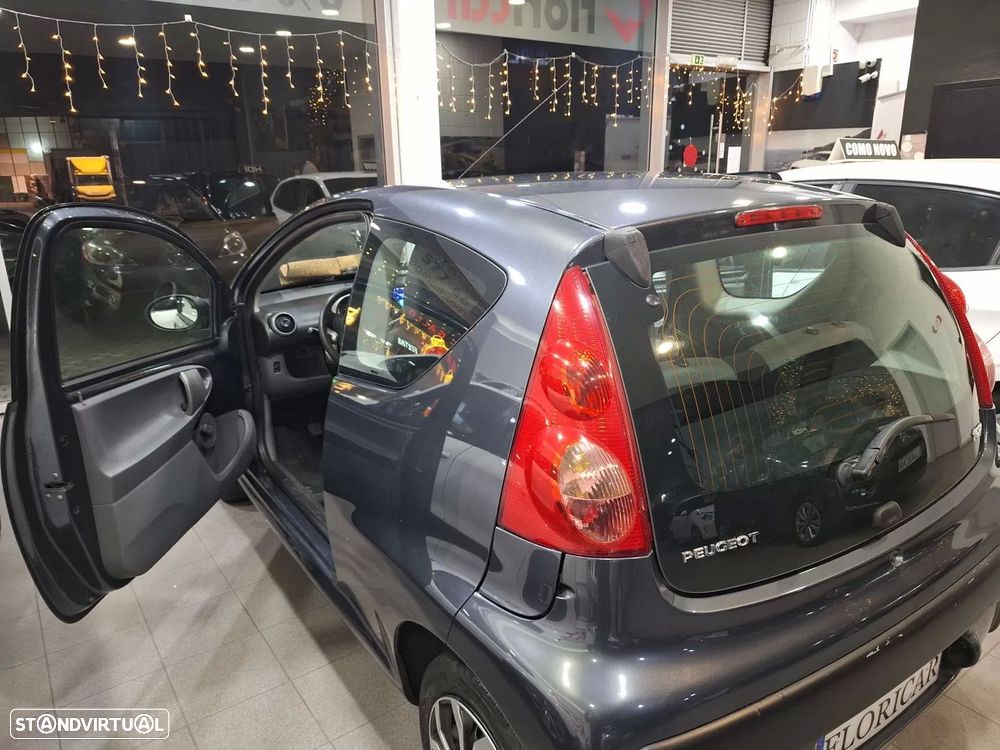 Peugeot 107 1.0 Trendy - 5