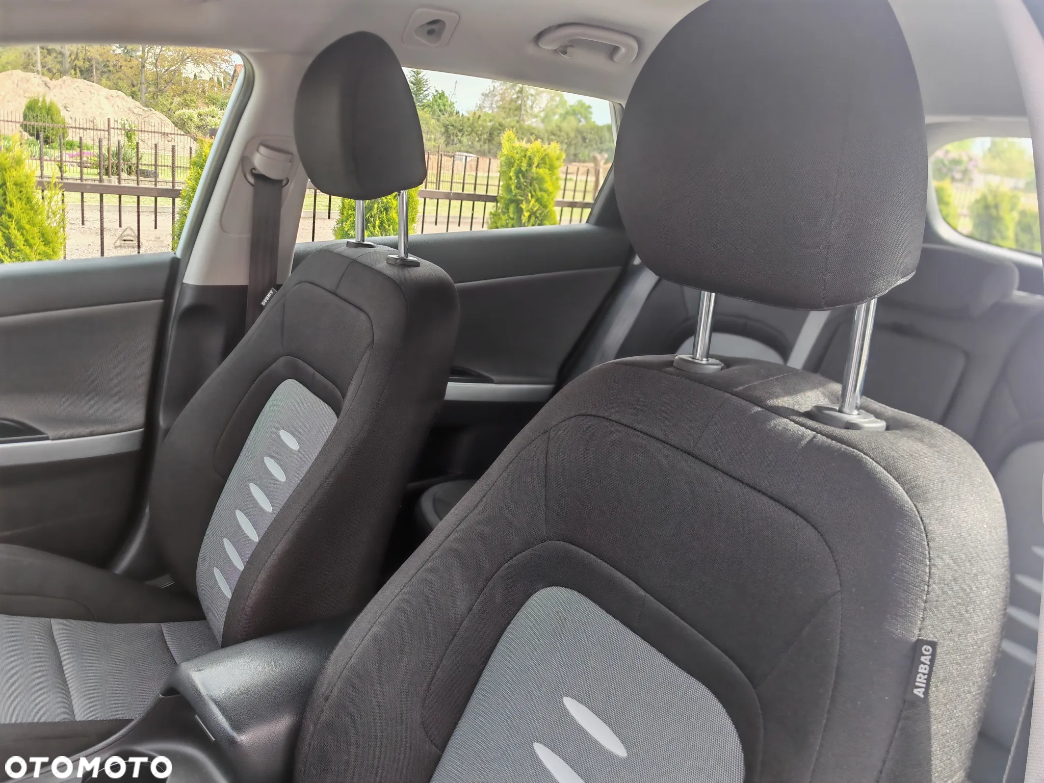 Kia Ceed 1.6 GDI SW Dream-Team Edition - 11