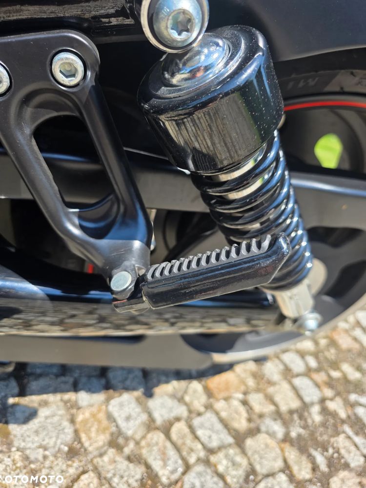 Harley-Davidson V-Rod Night Rod - 13