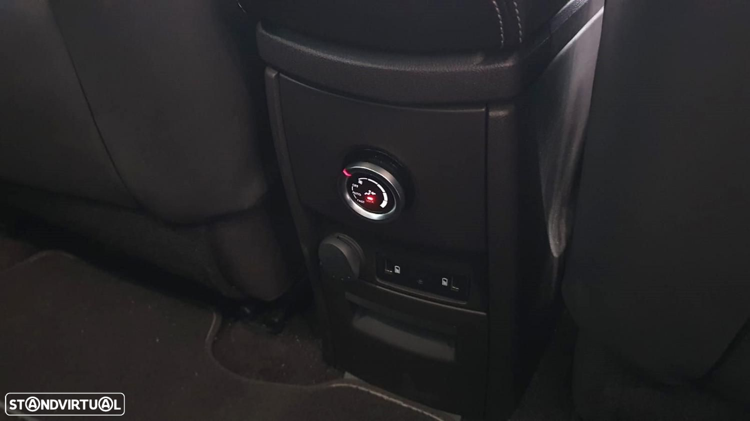 Renault Espace 1.6 dCi Initiale Paris EDC - 37