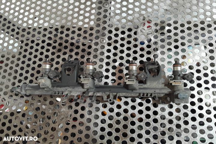 Rampa injectoare 8200367230 Renault Modus 2 [2007 - 2012] Minivan 5-u - 4